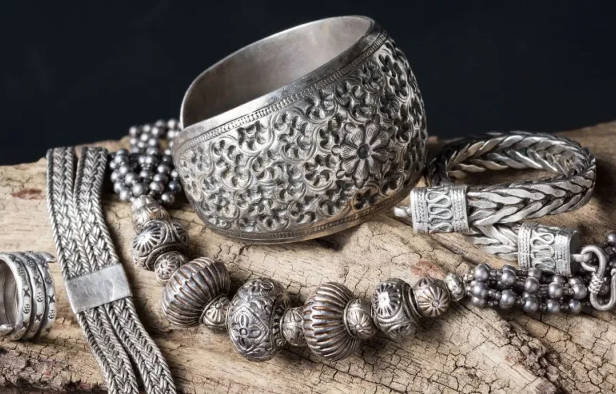 Oxidise a Piece of Jewellery